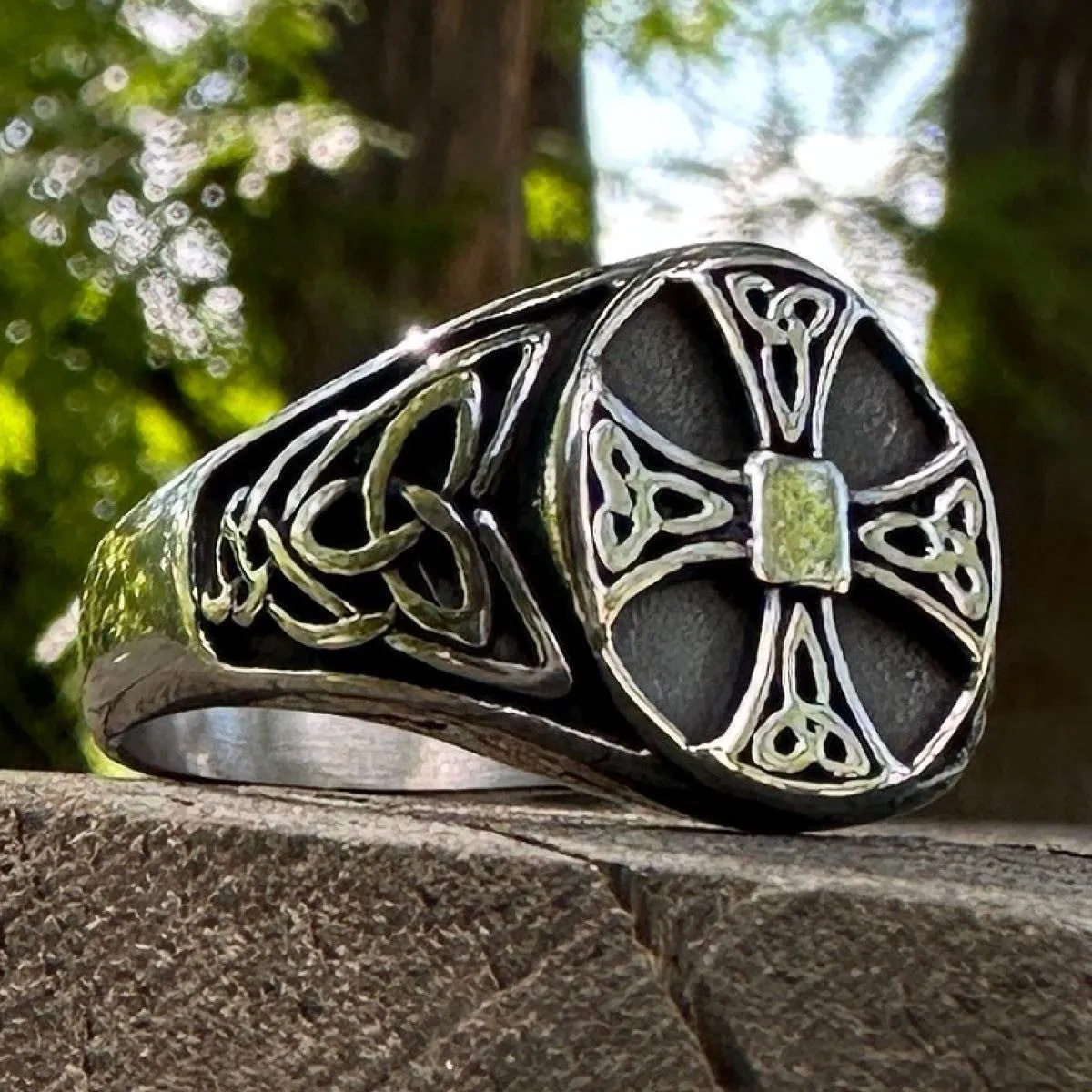 Berserker's Covenant - Viking Cross Ring (#223)